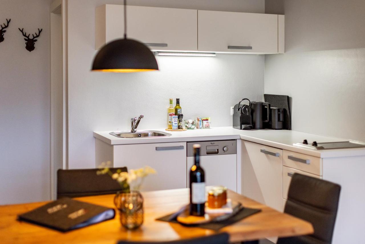 Der Sonnberg Alpinlodges - Apartments Mit Seeblick, Privater Sauna Und Self Check-In Zell am See Exterior photo